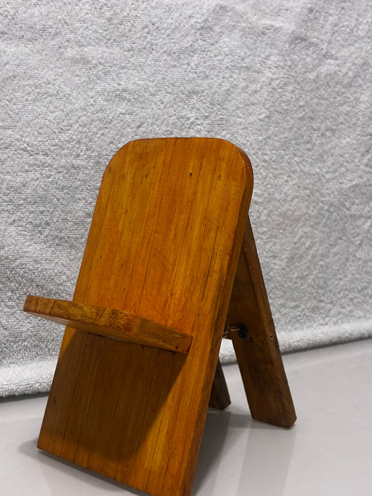 Maquete de madeira da Estrato Chair